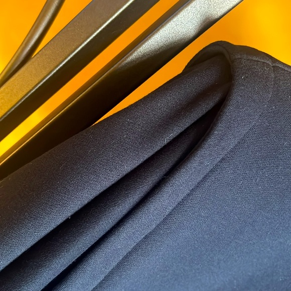 ALO Fresh Cropped Cover Up Sweatshirt - Picture 7 of 12